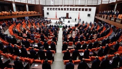 Son dakika geçildi: 'Etki ajanlığı' teklifi geri çekildi