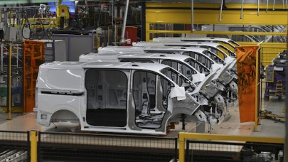 Ford,  binlerce çalışanını işten çıkarıyor!