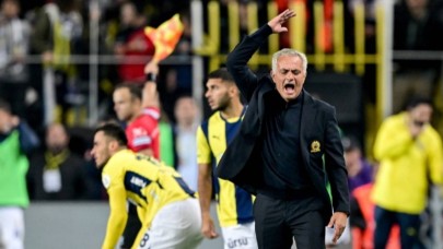 Mourinho’dan Trabzonspor maçı öncesi takıma uyarı!