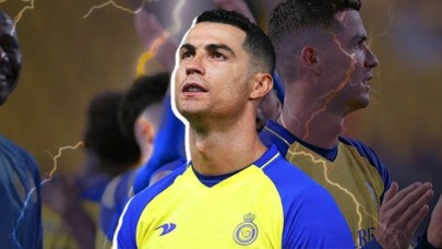 Cristiano Ronaldo ezan sesini duyunca bakın ne yaptı!