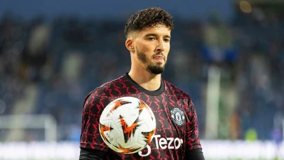 Galatasaray Altay Bayındır'ı kadrosuna katacak!