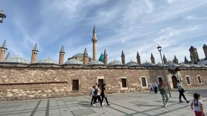 2024’te Kültür ve Turizm: Mevlana Müzesi Rekor Ziyaretçi Sayısına Ulaştı!