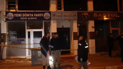 AK Parti il başkanlığına molotoflu saldırı!