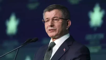 Ahmet Davutoğlu: "Emevi Camii'nde namaz kılacağız dedim  bana yıllarca hakaret etmişlerdi"