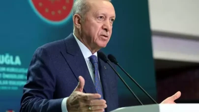 Cumhurbaşkanı  Erdoğan'dan muhalefete  "Yaprak Dökümü" göndermesi