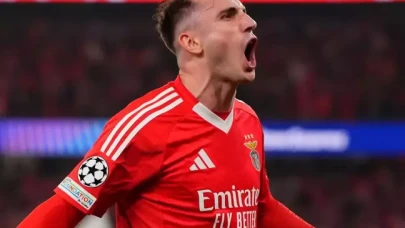 Kerem Aktürkoğlu oyundan çıktı,  taraftarlar şoke oldu!