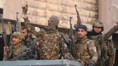 Suriye’de kritik hamle: SMO,  Tel Rıfat’ı tam kuşatmaya aldı!