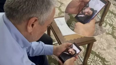 Oğlunu öldü sanıyordu,  11 yıl sonra izlediği görüntüyle umutlandı