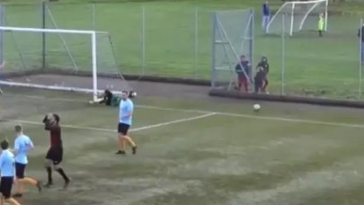 Amatör maçta atılan çalım sonrası teknik direktörden çıldırtan karar!