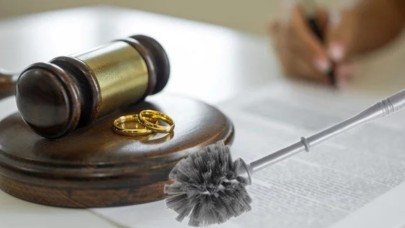 Boşanmalarına tuvalet fırçası engeli! Paylaşmak için anlaşamadılar