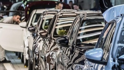 Otomotiv devi,  28 yıl sonra logosunu değiştirdi!