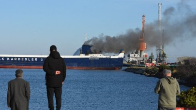 Samsun Limanı’ndaki bir gemide yangın çıktı
