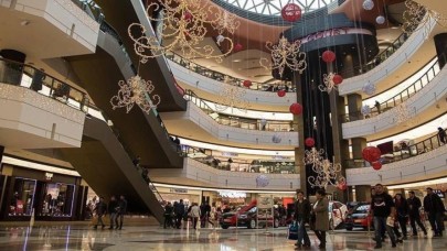 Ünlü AVM 450 milyon liraya satışa çıkarıldı