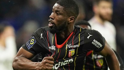 Fenerbahçe stopere rekor bonservis bedeli ödeyecek!