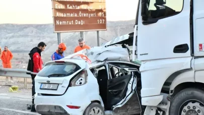 Adıyaman’da feci kaza: 4 kişi hayatını kaybetti,  3 yaralı