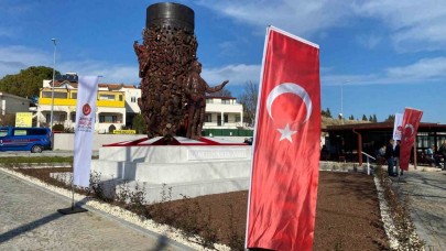 Çanakkale’de Tarihe Saygı: Kanlı Bomba Anıtı Ziyarete Açıldı!