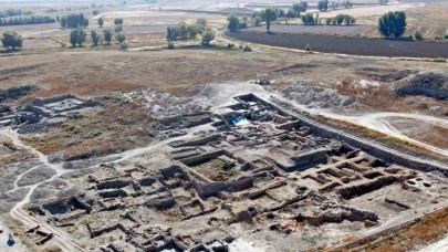 Kültepe Kazıları Anadolu Tarihine Işık Tutmaya Devam Ediyor!