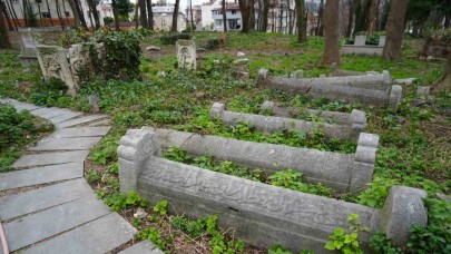 Şeyh Seyyid Kutbiddin Mezarlığı Tarihi Gün Yüzüne Çıkıyor