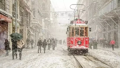 İstanbul'da çok sayıda uçuş iptal edildi!