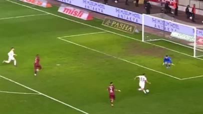 Barış Alper yok artık dedirtti!