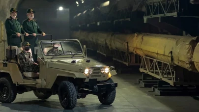 İran’dan güç gösterisi: Yeraltı füze tesisi “Patlamaya hazır yanardağ” olarak tanıtıldı