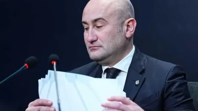 Beşiktaş'taki yönetim kurulu üyeliğinden Hüseyin Yücel istifa etti!