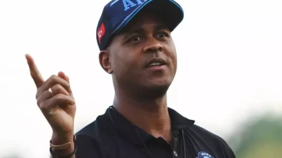 Patrick Kluivert'ın yeni takımı herkesi şaşırttı!