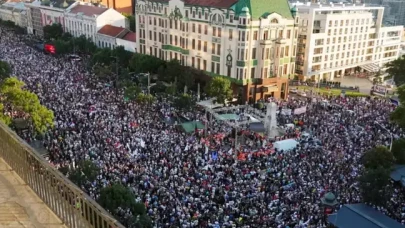 Sırbistan'da istifa depremi: Başbakan Milos Vucevic görevinden ayrıldı!