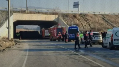 İşçi servisi devrildi! Ölü ve yaralılar var