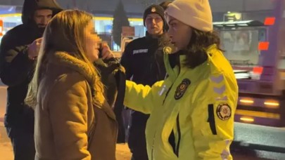 Polisi görünce aracını ve yanındaki kadını bırakıp kaçtı