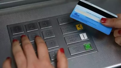 ATM'lerde yeni dönem: Israrcı olanın kartı bloke edilecek