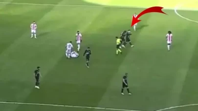 Süper Lig'de şok anlar: Bahoken takım arkadaşına saldırdı