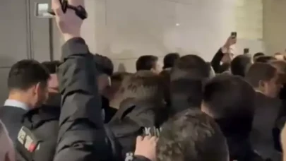 Ümit Özdağ'ın mahkemeye sevki sonrası adliyede arbede çıktı!