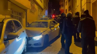 3 araca çarpan alkollü sürücü,  ters kelepçeli halde polislere bakın ne anlattı!