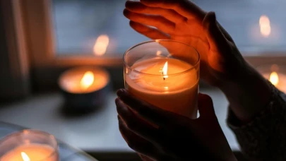 Kokulu mumlardaki tehlike: Evinizde var ise hemen atın!