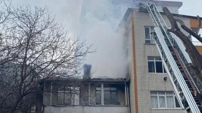 İstanbul Küçükçekmece'de korkutan yangın!