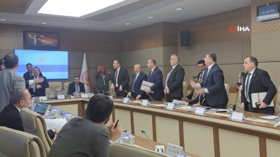 CHP'li vekiller,  Bakan katılmadığı için Kartalkaya komisyonunu terk etti