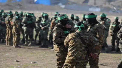 Gazze’de 4. Esir takası gerçekleşti: 3 İsrailliye karşılık 183 Filistinli serbest bırakıldı