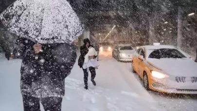 Kar yağışı İstanbul'u sardı! Valilik 7 maddede uyardı