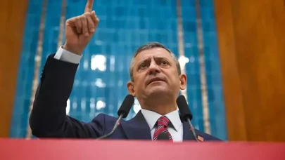 Özel,  ismini vermeden CHP'nin cumhurbaşkanı adayını ilan etti