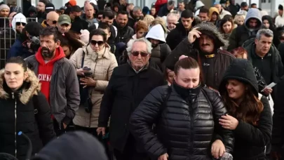 Santorini için yanardağ uyarısı: Okullar tatil