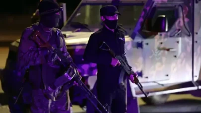 Suriye'de çatışmalar şiddetlendi! Sokağa çıkma yasağı ilan edildi