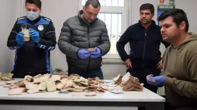 Dilencinin üzerinden servet çıktı,  6 zabıta ancak sayabildi