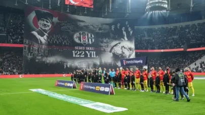 Beşiktaş’tan 122. yıla özel koreografi ve tişörtler