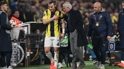 Fenerbahçe'den Rangers maçında sakatlanan Çağlar Söyüncü açıklaması