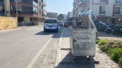 Çöp konteyneri kavgası kanlı bitti: Baba ve kızı bıçaklandı!