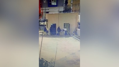 Sevgilisine GBT sorgusu yapan polise saldırdı