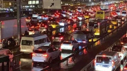 Sürücüler dikkat! Beyaz far tarihe karışıyor,  cezası belli oldu