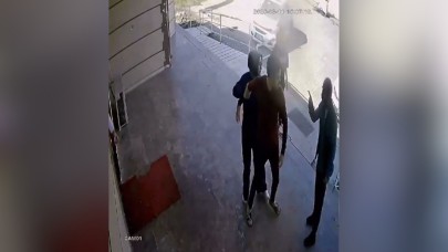 İlaç yazmayan doktora beyzbol sopasıyla saldırdılar