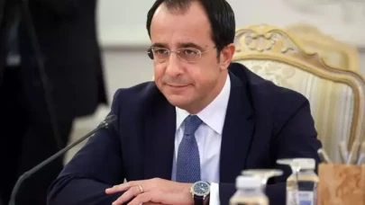 Rum Yönetimi lideri Hristodulidis: Türk hükümetiyle diyalog kademeli olarak başlamalı